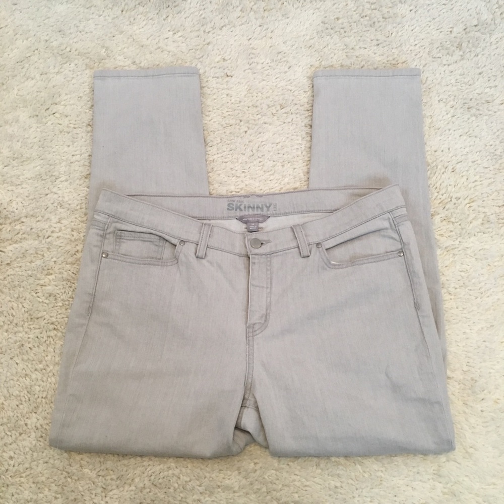 New York & Company Gray Wash Skinny Leg Jeans 14